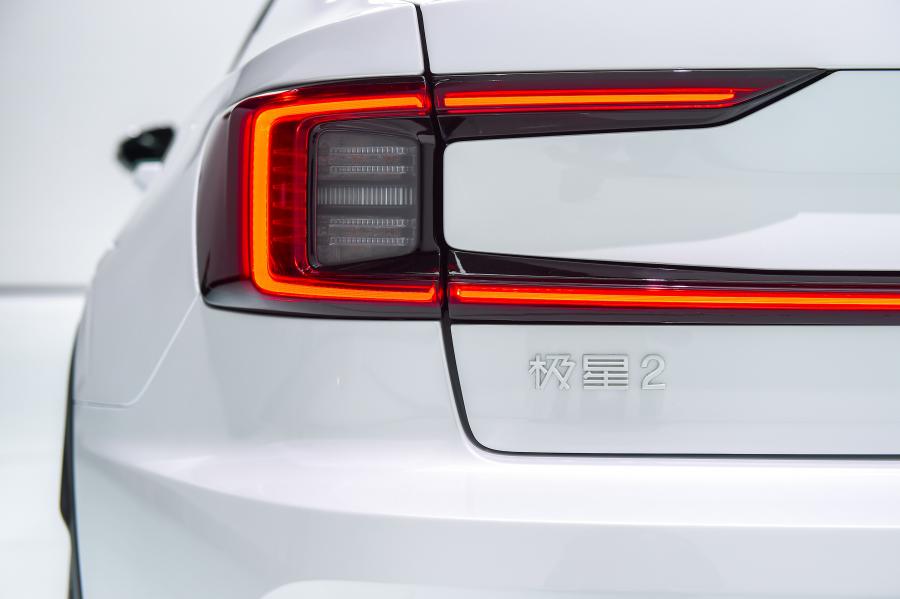 Детали экстерьера Polestar 2 2019 года  (WW) (фото 20 из 33)